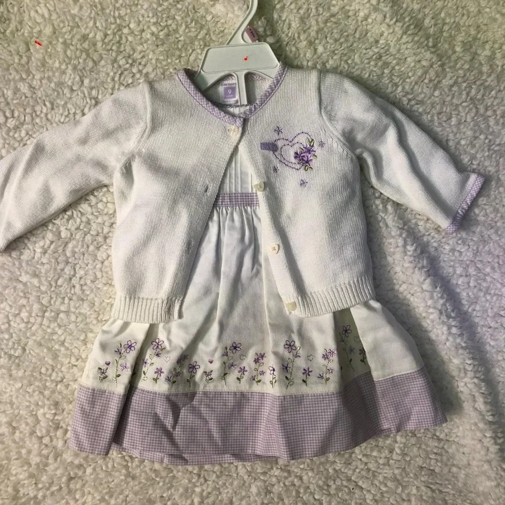 Gorgeous CARTERS 9 month dress bundle - Picture 3 of 6